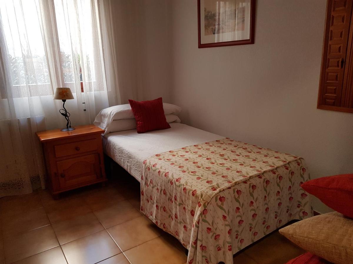 Hostal El Panadero Sepulveda Bagian luar foto